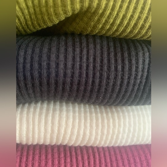 Black Only left Free People Santa Clara Thermal Top - Picture 2 of 2